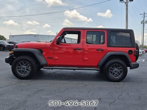 Used 2024 Jeep Wrangler Unlimited Sport AWD/4WD image 2