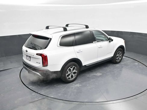 Used 2021 Kia Telluride EX w/ Towing Package image 32
