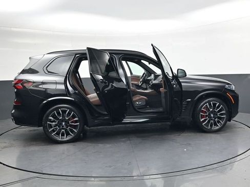 New 2026 BMW X5 xDrive40i w/ M Sport Package AWD/4WD image 39