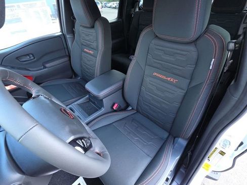 New 2026 Nissan Frontier PRO-4X w/ Pro-4x Convenience Package image 11