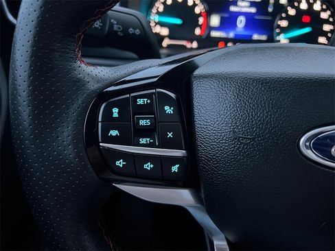 Used 2023 Ford Explorer ST-Line w/ Class IV Trailer Tow Package image 16