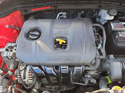 Used 2020 Kia Soul LX FWD image 40