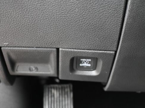 New 2026 RAM 3500 Tradesman AWD/4WD image 9
