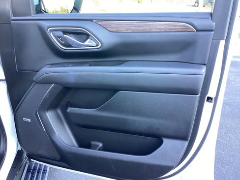 Used 2023 Chevrolet Tahoe High Country w/ Premium Package image 26