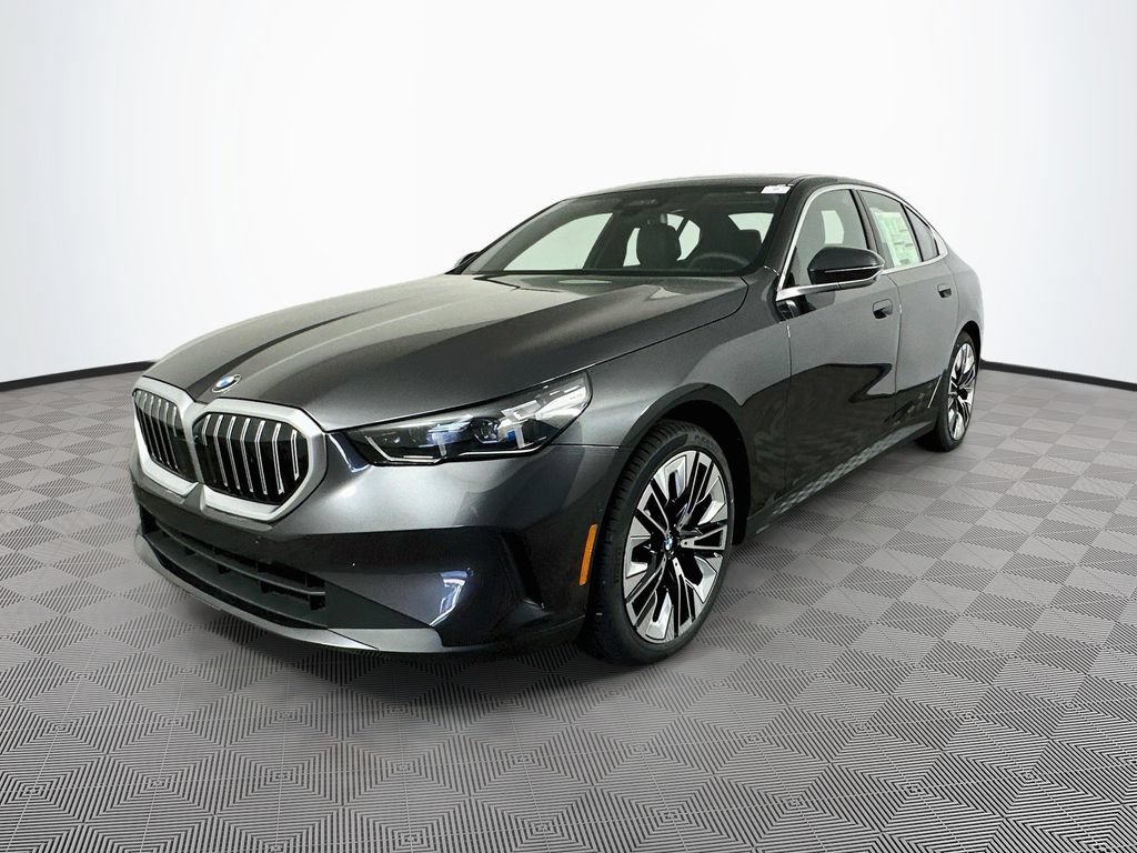 Used 2027 BMW 530i xDrive AWD/4WD image 3