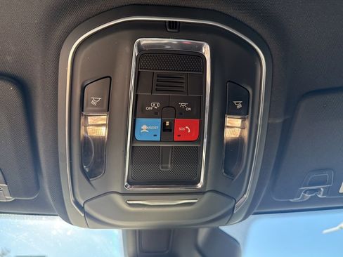 Certified 2024 Jeep Grand Cherokee L Laredo image 25