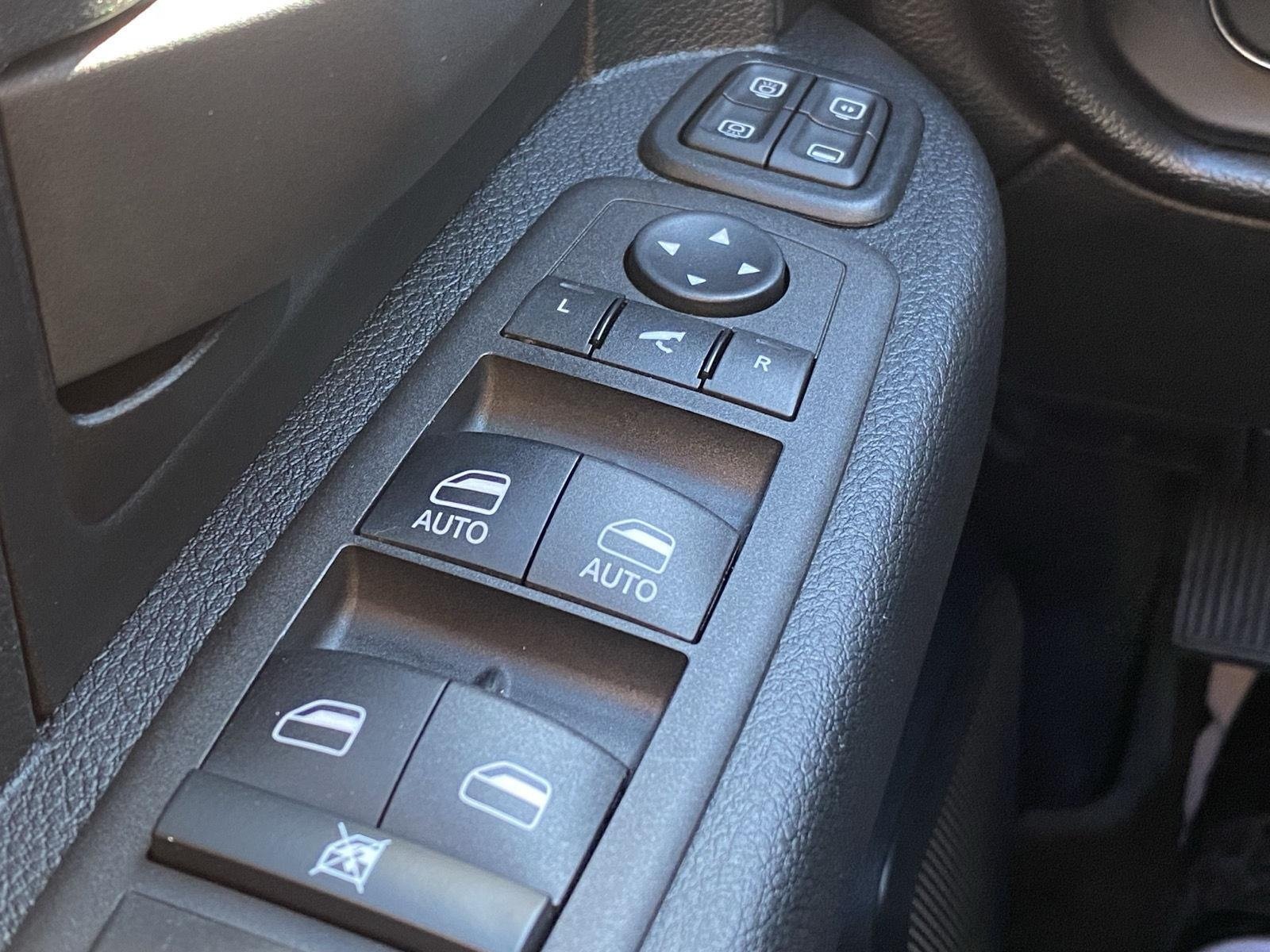 Used 2024 RAM 2500 Tradesman w/ Towing Technology Group AWD/4WD image 21