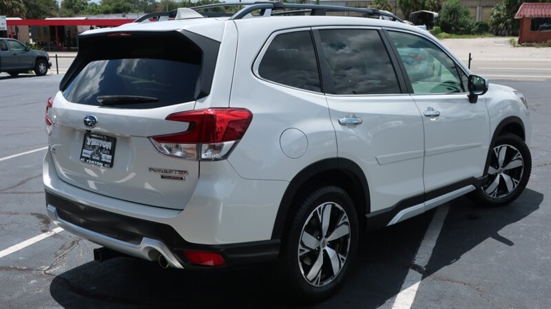 Used 2019 Subaru Forester Touring AWD/4WD image 6
