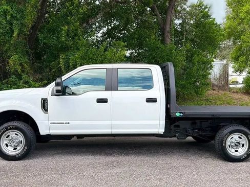 Used 2019 Ford F250 XL w/ Power Equipment Group AWD/4WD image 3