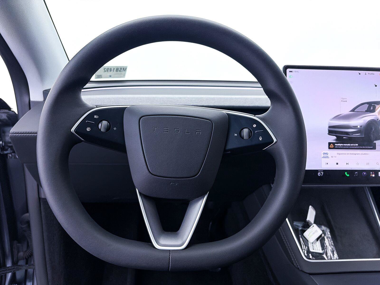 Used 2026 Tesla Model Y AWD image 28