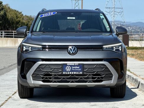 Certified 2026 Volkswagen Taos SE w/ Panoramic Sunroof Package AWD/4WD image 9
