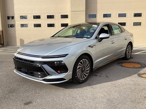 New 2026 Hyundai Sonata SEL FWD image 4