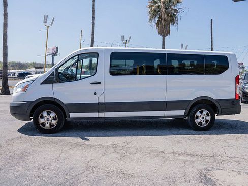 Used 2018 Ford Transit 350 XLT image 8