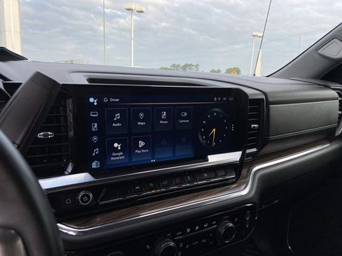 Used 2023 Chevrolet Silverado 1500 LT image 30