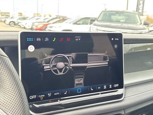 New 2026 Volkswagen Tiguan SE R-Line FWD image 20