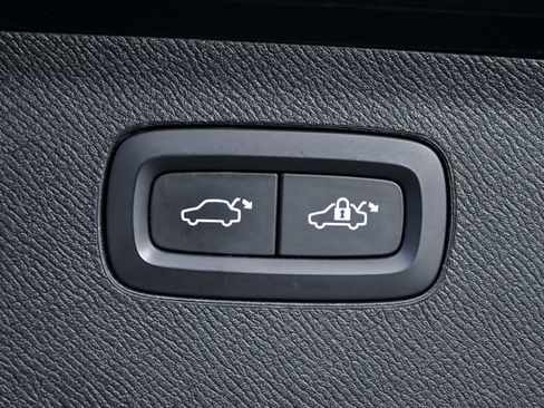 Certified 2023 Volvo XC90 B6 Plus w/ Protection Package AWD/4WD image 34