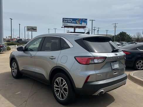 Used 2022 Ford Escape SEL AWD/4WD image 7