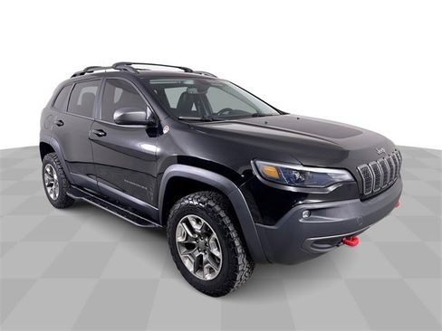 Used 2019 Jeep Cherokee Trailhawk w/ Comfort/Convenience Group image 2