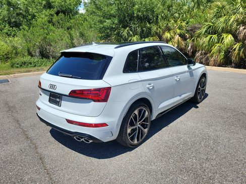 Used 2021 Audi SQ5 Prestige AWD/4WD image 4