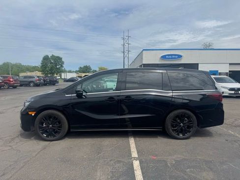 Used 2025 Honda Odyssey Sport-L image 5