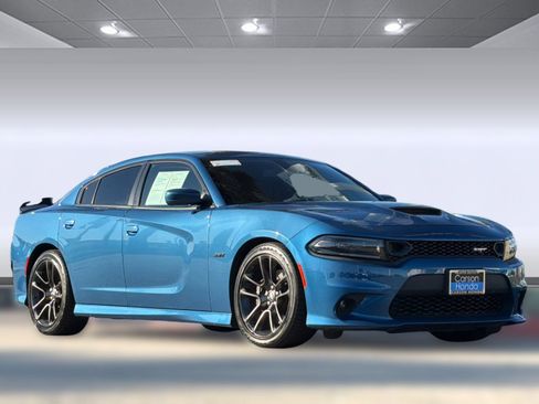 Used 2022 Dodge Charger Scat Pack image 6