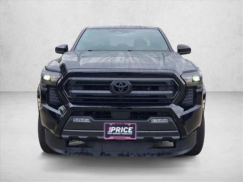 Used 2024 Toyota Tacoma SR5 AWD/4WD image 2