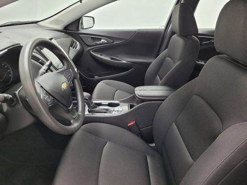 Used 2024 Chevrolet Malibu LT image 17