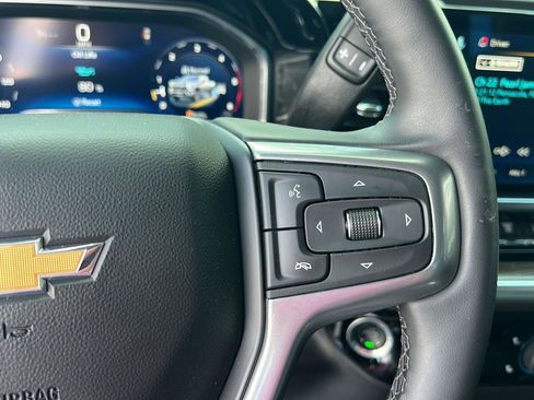 Used 2025 Chevrolet Silverado 2500 LT w/ Convenience Package image 22