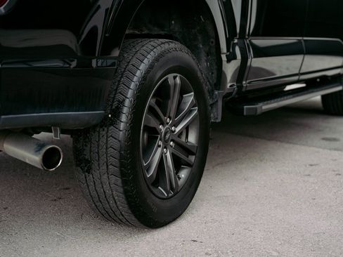 Used 2022 Ford F150 XLT w/ Equipment Group 302A High image 10