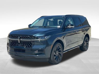 New 2026 Lincoln Navigator Reserve w/ Jet Appearance Package