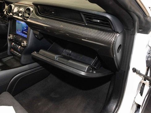 Used 2021 Ford Mustang Shelby GT500 w/ Carbon Fiber Track Pack image 49