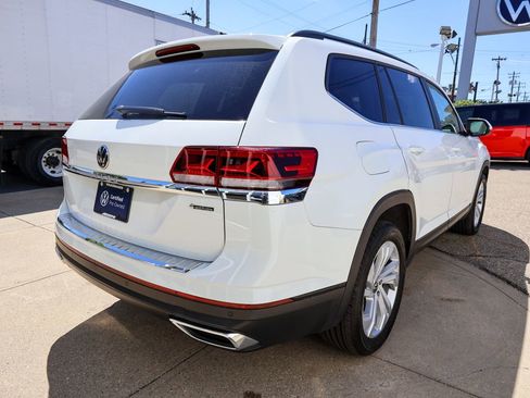 Certified 2023 Volkswagen Atlas SE w/ Panoramic Sunroof Package image 5