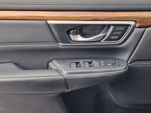 Used 2019 Honda CR-V Touring image 22