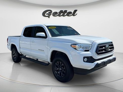 Used 2023 Toyota Tacoma SR5 w/ Technology Package RWD image 3