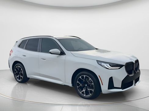 New 2026 BMW X3 xDrive30 w/ Premium Package image 2