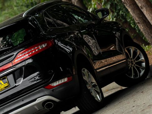 Used 2019 Lincoln MKC Select w/ Select Plus Package image 26