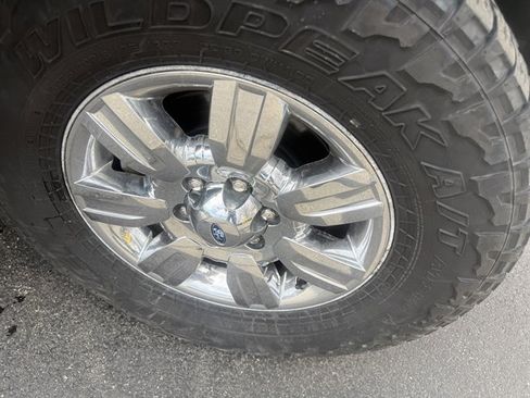 Used 2019 Ford F150 XLT w/ Equipment Group 302A Luxury image 8