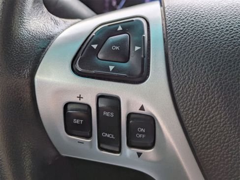 Used 2013 Ford Explorer XLT image 7