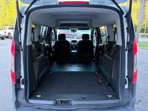Used 2017 Ford Transit Connect XL FWD image 33