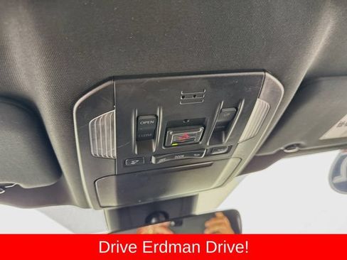 Used 2022 Toyota Highlander XSE FWD image 18