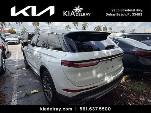Used 2022 Lincoln Corsair FWD image 3