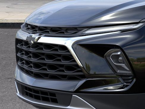 New 2026 Chevrolet Blazer LT w/ Convenience Package FWD image 37
