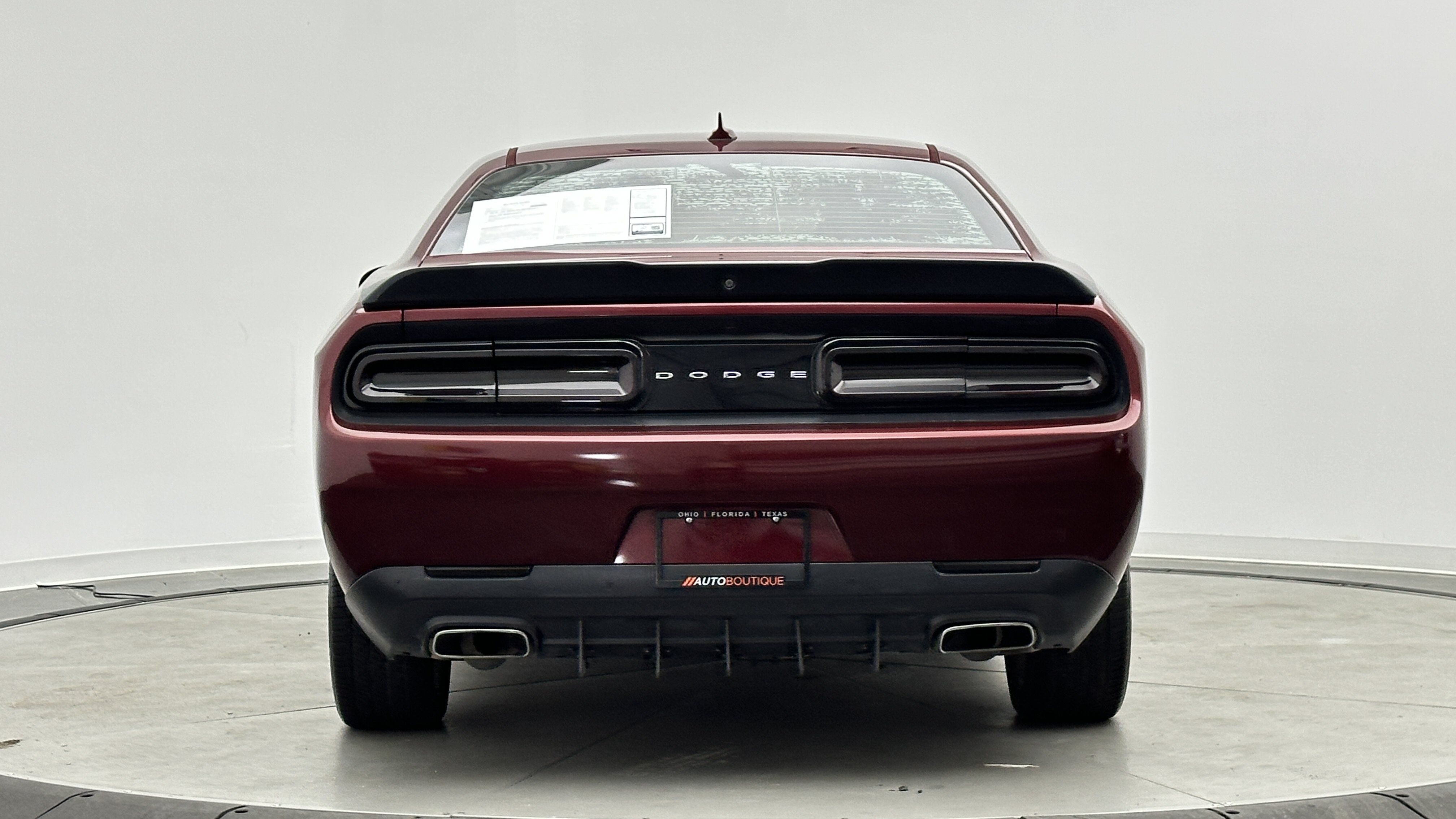 Used 2018 Dodge Challenger SXT Plus RWD image 6