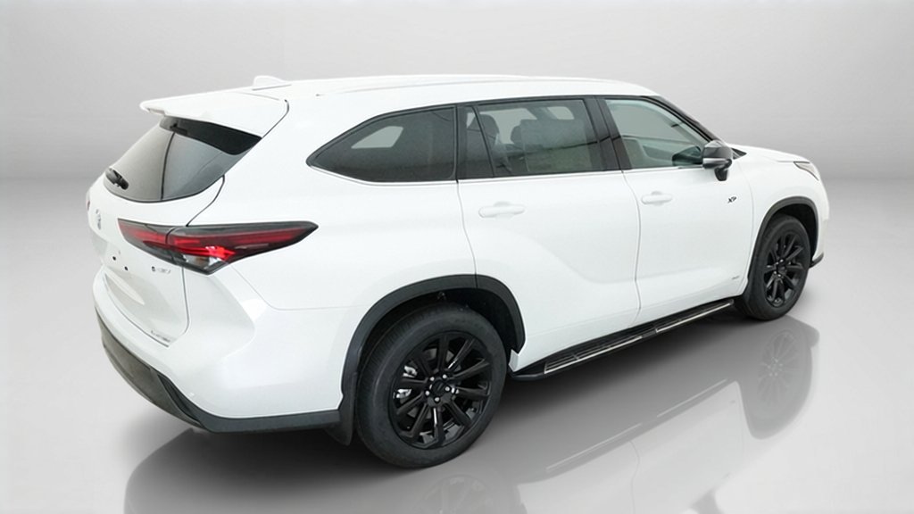 New 2026 Toyota Highlander Limited AWD/4WD image 9