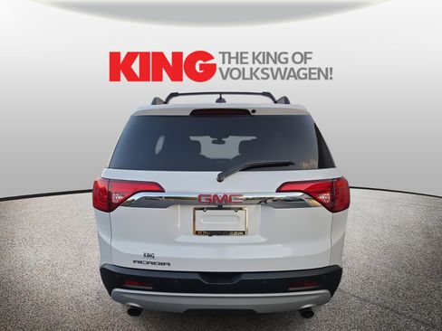 Used 2017 GMC Acadia SLT image 6