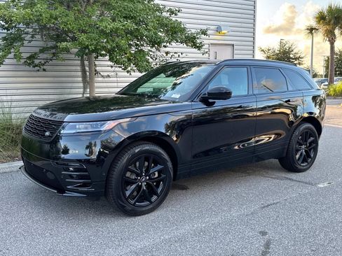 New 2026 Land Rover Range Rover Velar Dynamic SE image 1