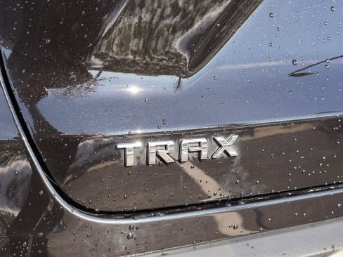 Used 2025 Chevrolet Trax ACTIV w/ Driver Confidence Package image 8