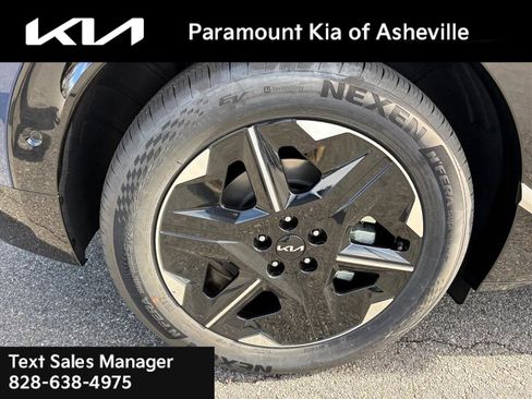 New 2025 Kia EV6 Wind image 30