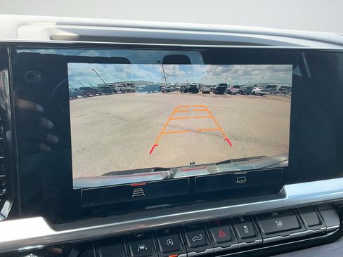 Used 2023 GMC Sierra 1500 SLT RWD image 12