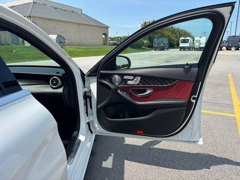 Used 2017 Mercedes-Benz C 300 Sedan image 21